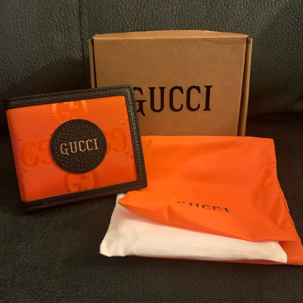 Gucci
Off the Grid GG Supreme billfold wallet